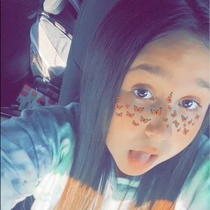 Meet your Posher, Jillian